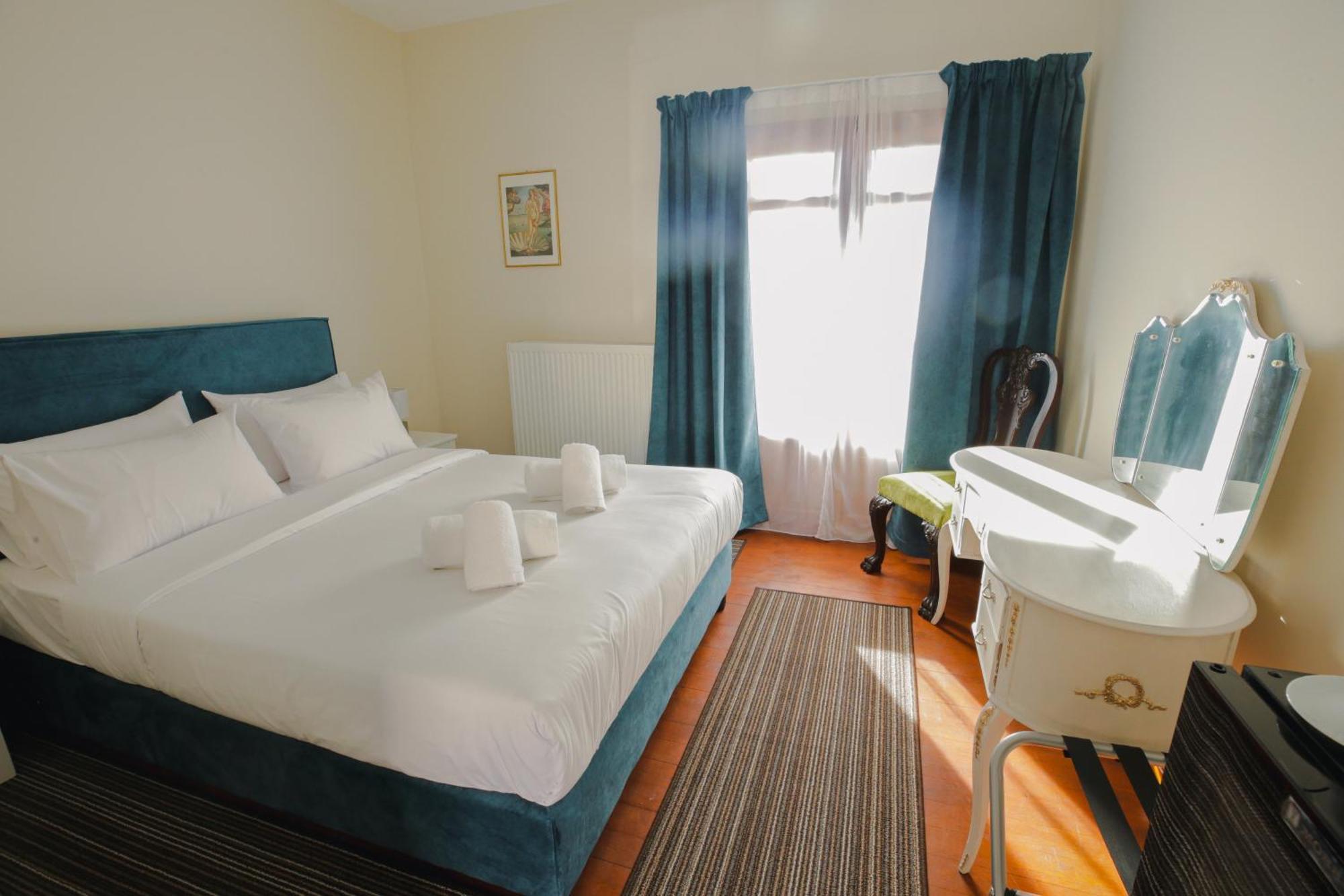 Aurora-Inn 马克里尼撒 外观 照片