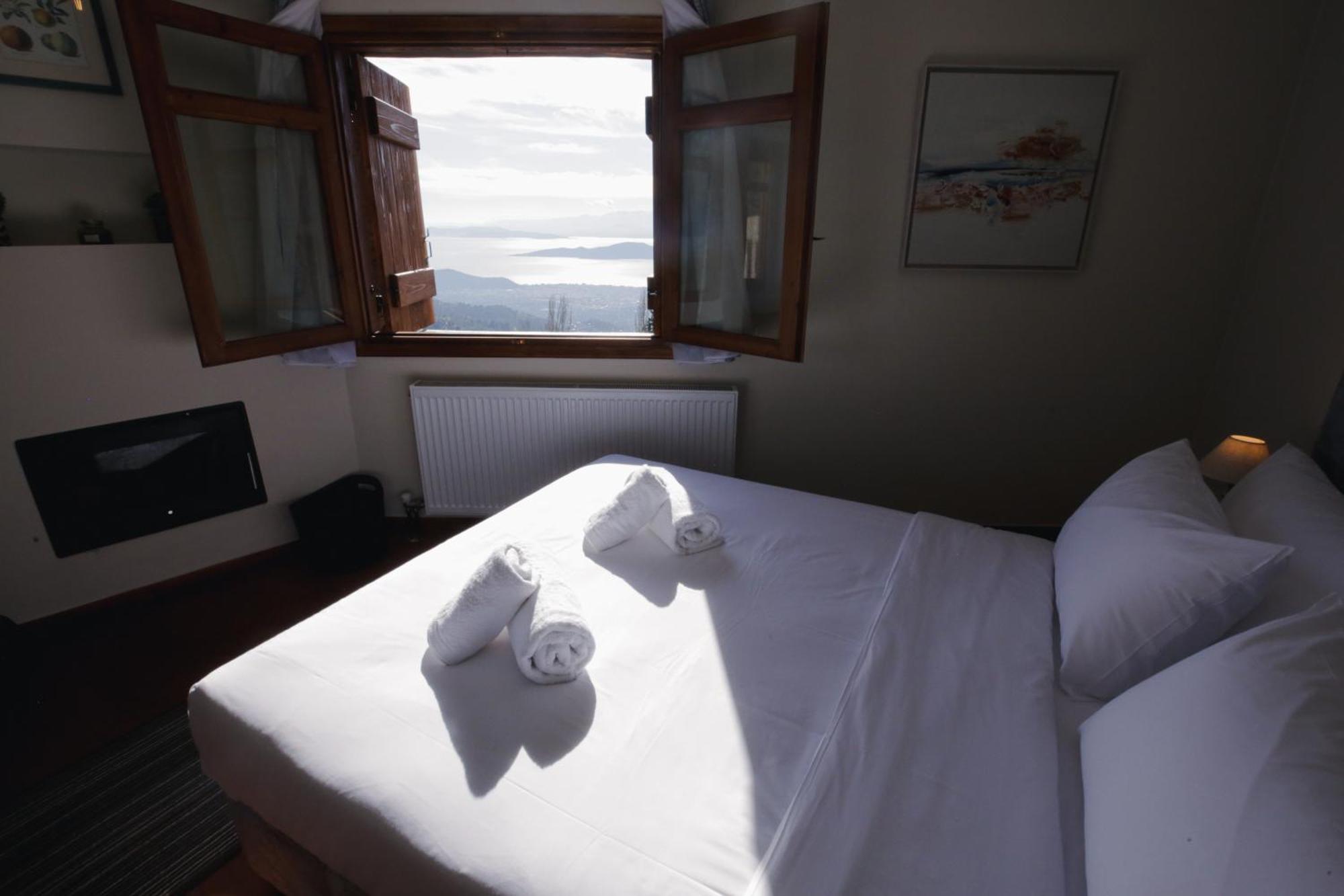 Aurora-Inn 马克里尼撒 外观 照片